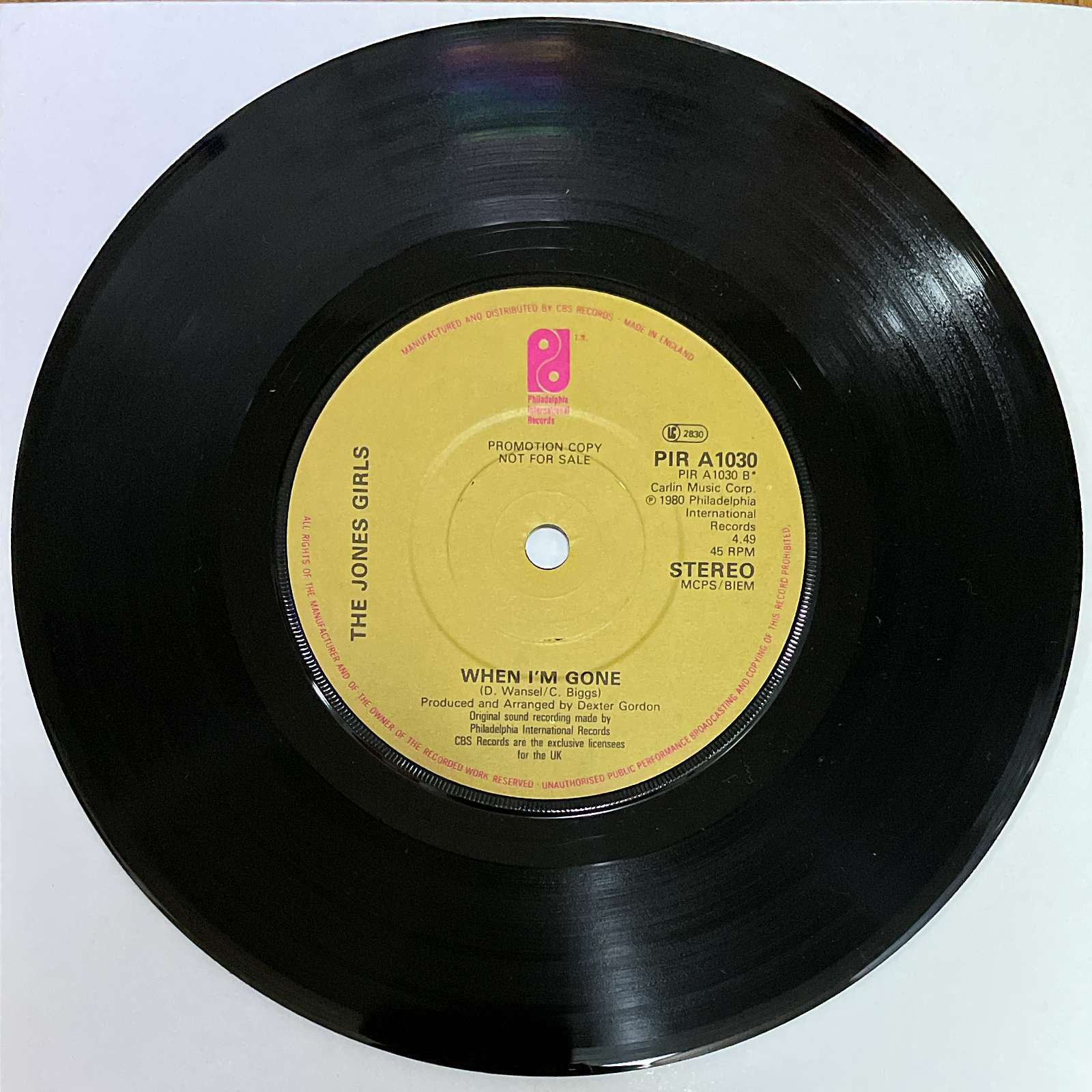 The Jones Girls – At Peace With Woman / When I'm Gone ( Philadelphia International Records UK ) 45